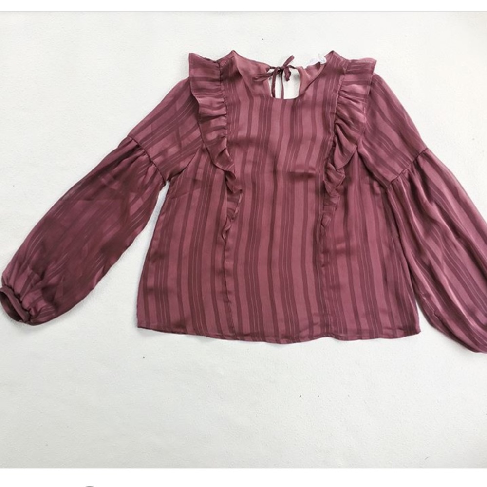 Lush Blouse with Lantern Sleeve